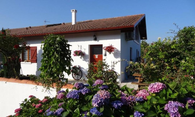 Ustaritz Casa | Gîte Ustaritz, 3 pièces, 4 personnes - FR-1-384-66