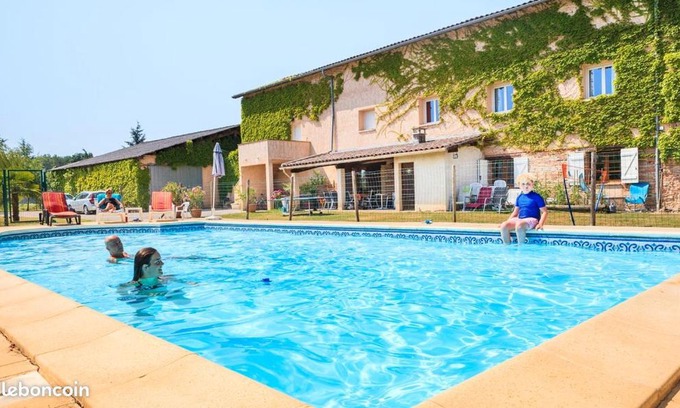 Parisot Casa | Gîtes de La Carrétarié