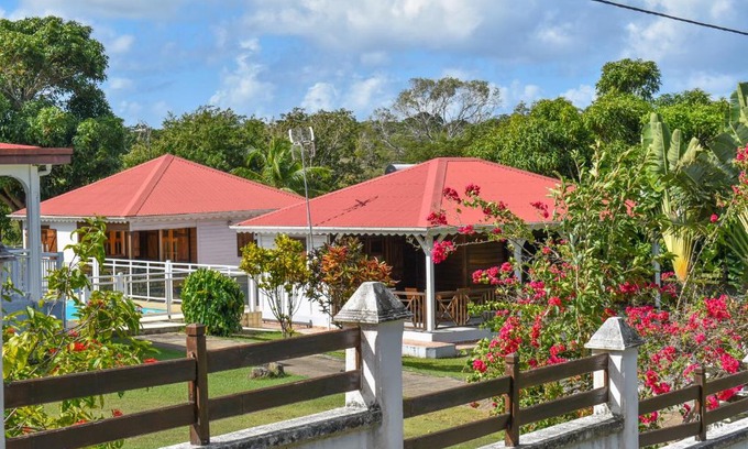 Anse-Bertrand Casa | Gîtes du Domaine de la Canne à Sucre