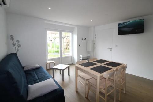 Remoncourt Apartamento | Gîtes La Source du Rey avec terrasse et jardin