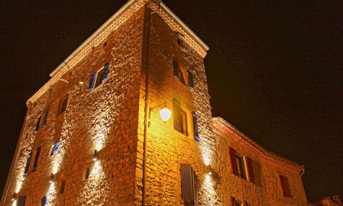 Saint-Jean-de-Crieulon Casa | Gîtes La Tour le Mas de Crieulon