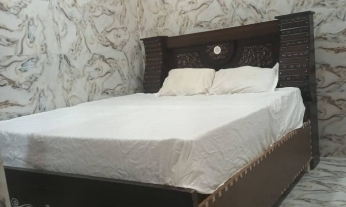 Mathura Casa | G.D Guest House By GRB