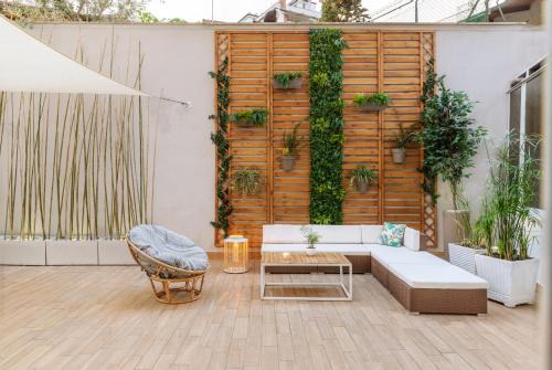 Monte Sacro Apartamento | G&G Green Garden - Appartamento con Ampio Terrazzo esterno By followgreenhouserome