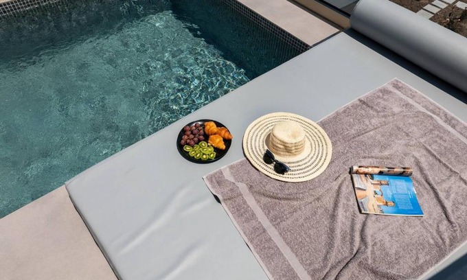 Kamari Apartamento | G & W Suites
