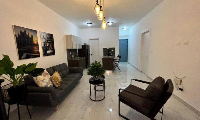 Ensanche Quisqueya Apartamento | GABBY’S SKY APARTMENT WITH JACUZZ+GYM @ EVARISTO MORALES