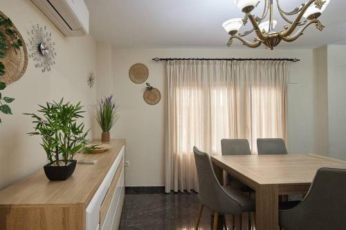 Cádiz Apartamento | Gades Zuloaga Ha