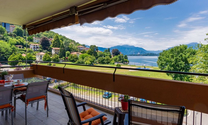 Laveno Apartamento | Gaggetto by Interhome