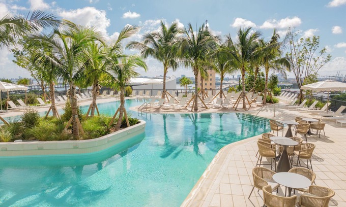 Downtown Miami Hotel | Gale Miami Hotel and Residences