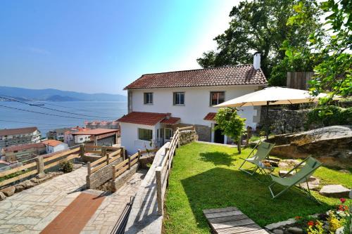 Raxo Casa | GALIHOST - Preciosa casa con vistas al mar en Raxó