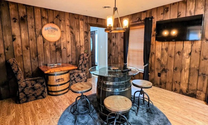 Mount Pocahontas Casa | Game/Entertainment Rooms, Covered Patio, FirePit
