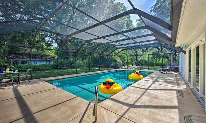 Bearss Plaza Casa | Game Room & Pool: Huge Lutz Family Retreat