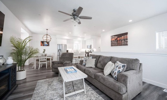 Oceano Casa | Game Room! Sleeps 11! Close to Pismo!