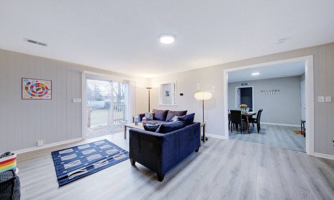 Westland Casa | Game Time- 3 bed, 1 bath whole house