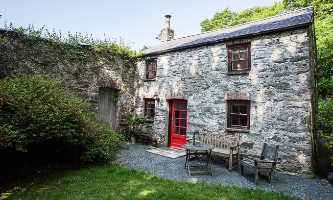 Rhydwyn Apartamento | Gamekeeper's - a cosy fire that sleeps 3 guests in 1 bedroom