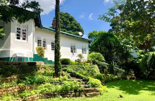 Ambanganga Korale Casa | Gammaduwa Heritage Bungalow and Tea Gardens