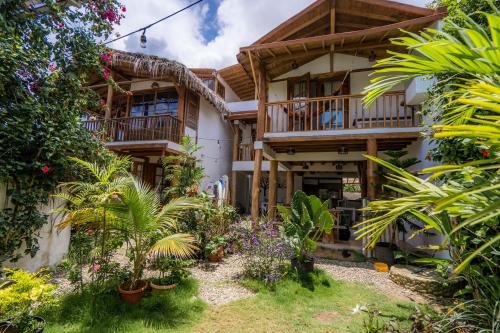 Ayampe Casa | Ganso & Búho