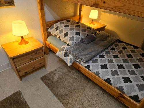 Hoexter Apartamento | Ganze Wohnung direkt in Höxter, Casa Azul Hx