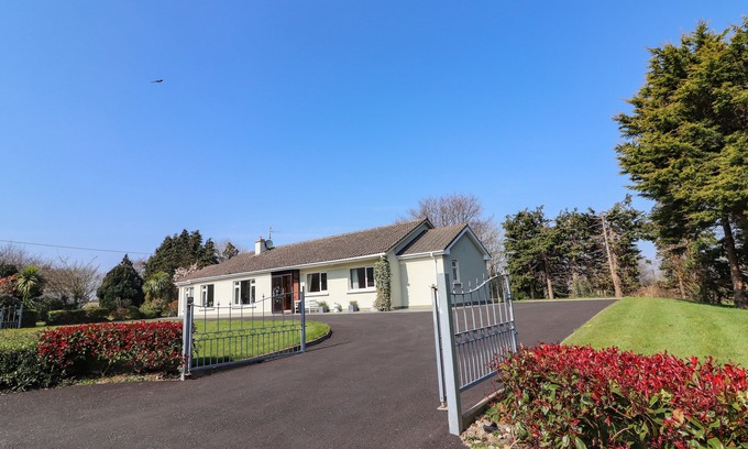Ardnatrush Cabaña | GAP OF DUNLOE, family friendly in Beaufort, County Kerry