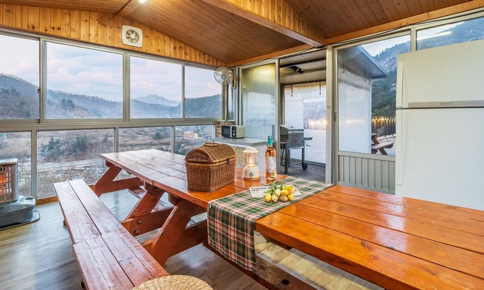 Deokhyeon Casa | Gapyeong Dream Pool Villa pet Pension