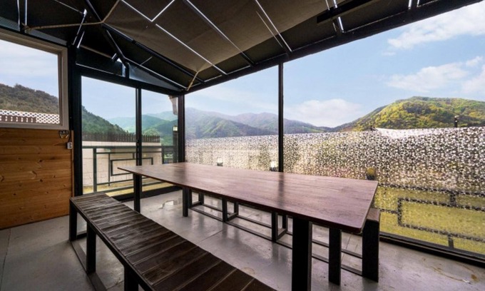 Deokhyeon Casa | Gapyeong Kkomangse Pension