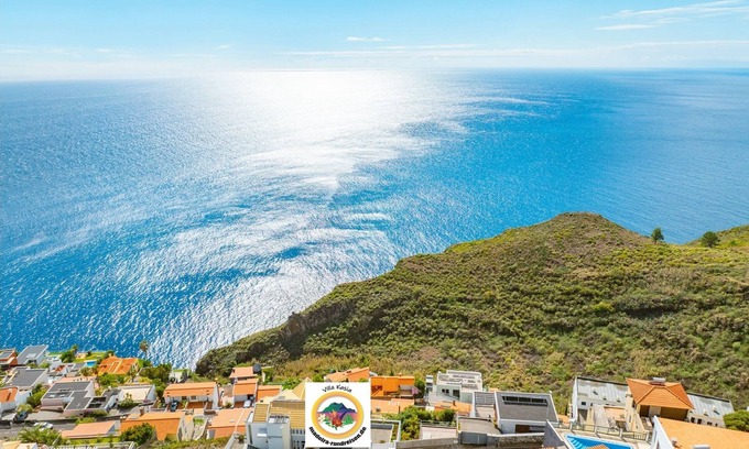 Garajau Apartamento | Garajau, Quiet suburban location, ideal base for excursions on foot or by car