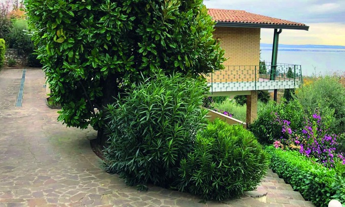 Monte Apartamento | GARDA LAKE LANDSCAPE - Apartamento en Villa con jardín y piscina privada