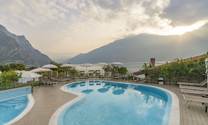 Limone sul Garda Hotel | Garda Suite Hotel