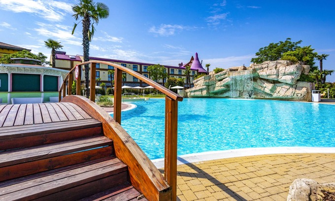 Cavalcaselle Hotel | Gardaland Magic Hotel