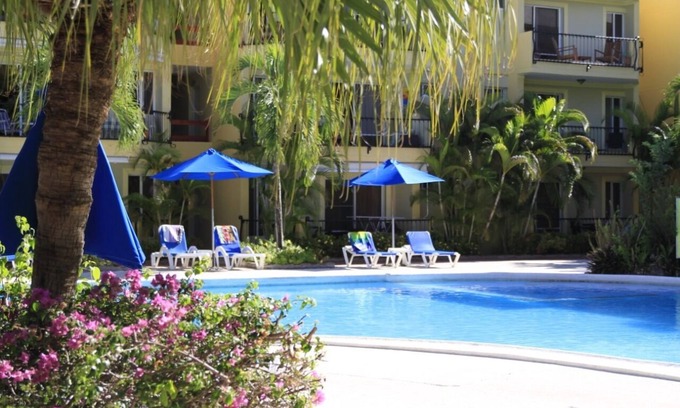 El Batey Condominio | Garden Condos