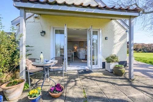 Snape Casa | Garden Cottage The Old Mill