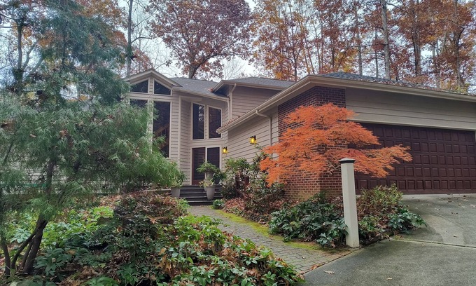 Chapel Hill Apartamento | Garden Ensuite at the Chapel Hill Retreat Center