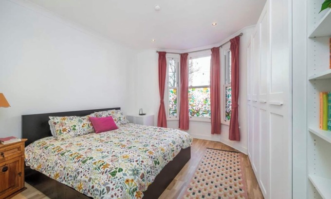 Golborne Apartamento | Garden flat next to canal