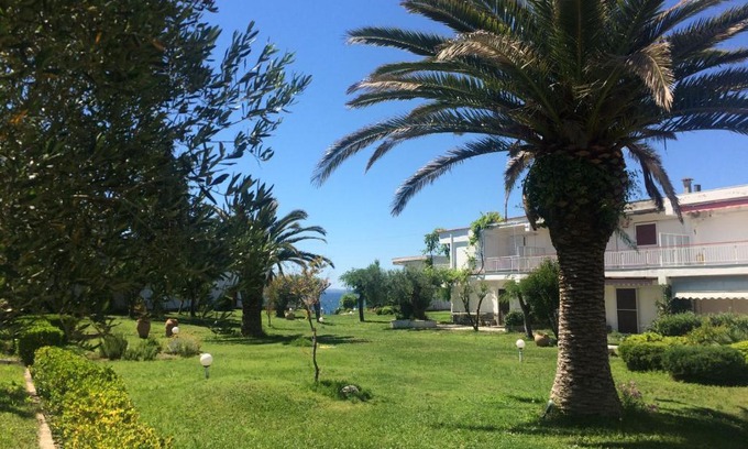 Gerakini Casa | Garden house