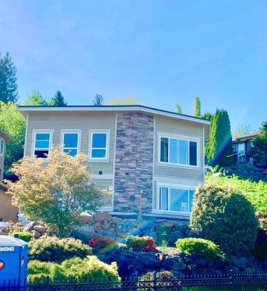 Chilliwack Casa | Garden House Near Heritage Park, Coliseum , HWY 1, Fishing, Cultus Lake
