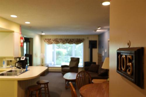 Waterville Valley Casa | Garden Level Inns WV105