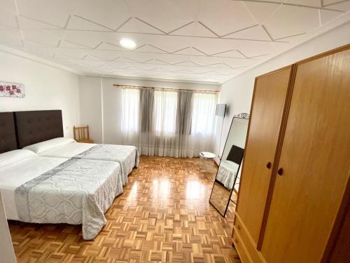 Ribadavia Casa | Garden Lodge Hostal Evencio