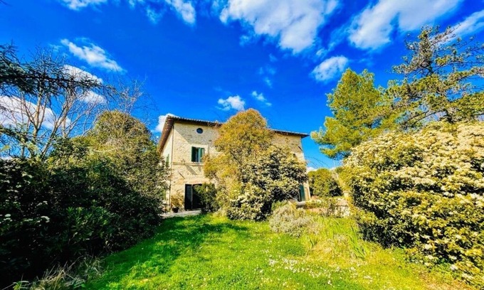 San Brizio Villa | EDEN VILLA/EXC POOL+GROUNDS/SLPS 11/SPOLETO 7 KMS/ROME 1 HR