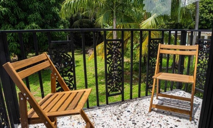 Cerro Gordo Hotel | Garden of Eden Hotel