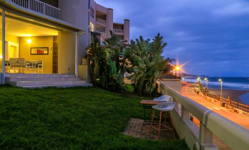 Umdloti Apartamento | GARDEN ON THE BEACH