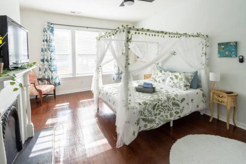 Woodland Heights Apartamento | Garden Penthouse in RVA! 3 Bedroom, 3 Bath!