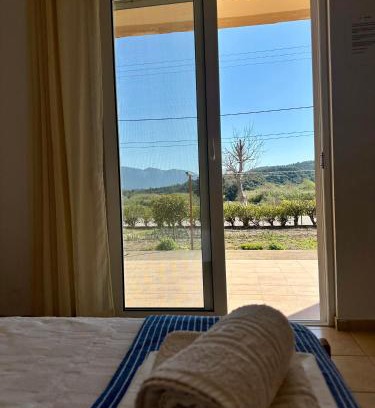 Kalavarda Apartamento | Garden View Appartment (Thanasis)
