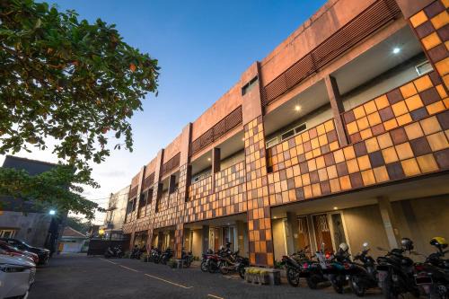 Jember Casa | Garden View by Calli Rooms