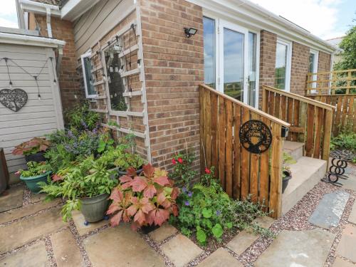 Pembroke Casa | Garden View