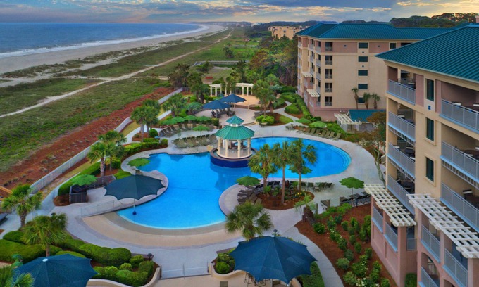 Palmetto Dunes Complejo | Garden View - 2 Bedroom - Marriott's Barony Beach Club - Full Resort Access
