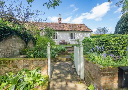 Great Bealings Casa | Gardeners Cottage