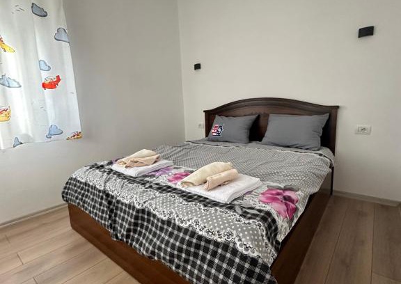 Udenisht Apartamento | Gardenhouse2