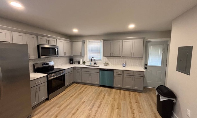 Southwest Raleigh Casa | Garner's Retreat | 2Bd/2Ba & Pet Friendly