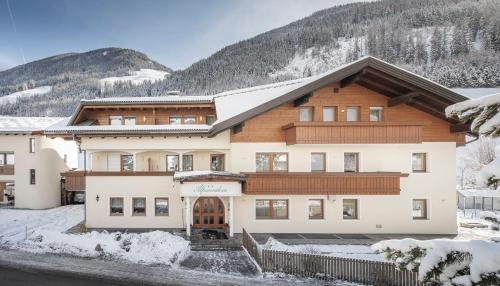 Cadipietra Apartamento | Garni Appartement Alpenresidence