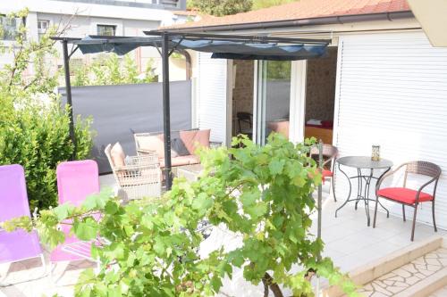 Razanj Apartamento | Gartenapartment Villa Luger