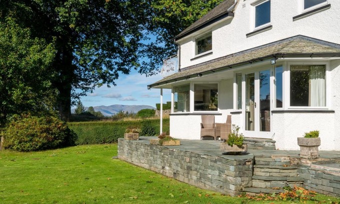 Windermere Casa | Garth Cottage - Spacious house with large a garden
